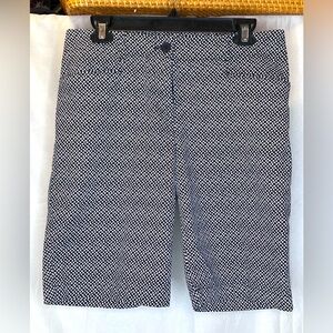 Talbots Navy With White Flower Petals Bermuda Shorts Size 4